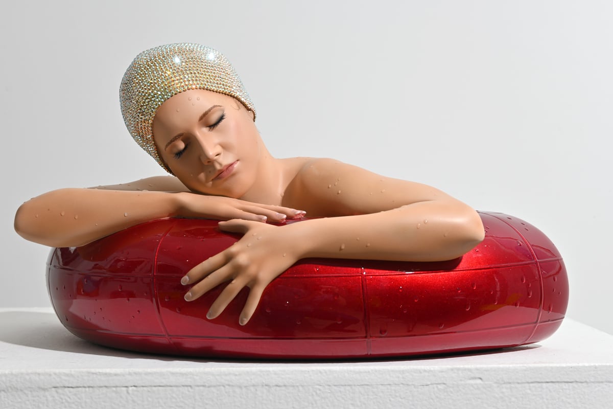Miniature Serena w/ Candy Red Tube & Citrine AB Crystal Cap