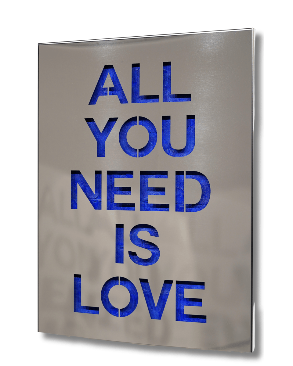 JOSEPH, All you need is love - inox fond bleu Klein