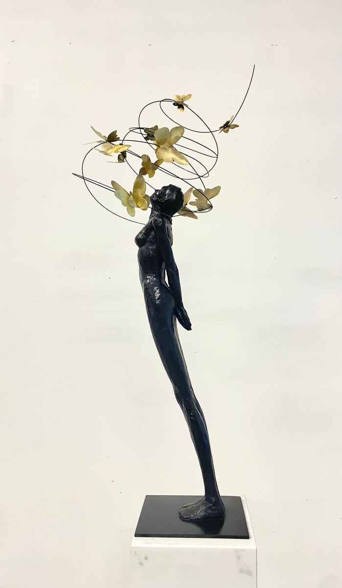 Golden Whisper — Laurence Perratzi