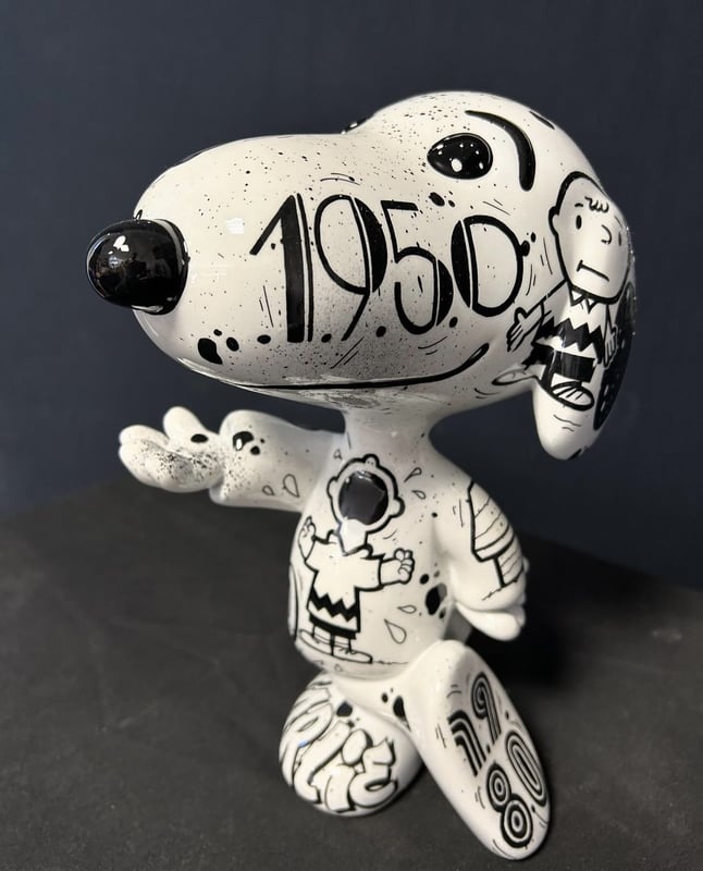 SNOOPY - Time lapse - Charlie Brown N&B