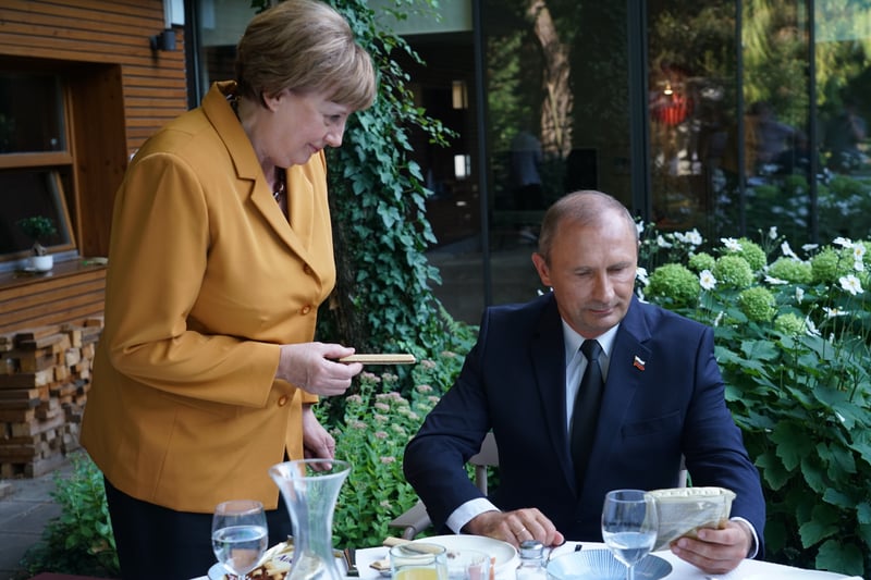 Putin & Merkel