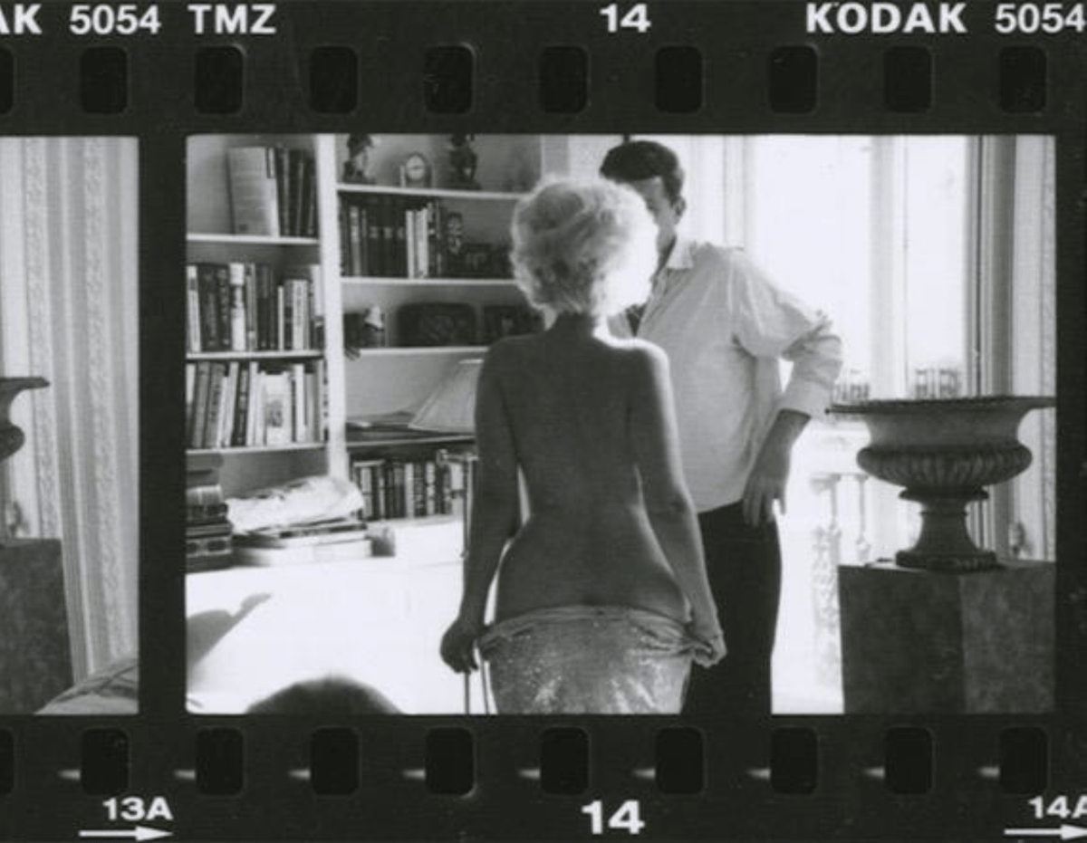 Marilyn Undressing for JFK